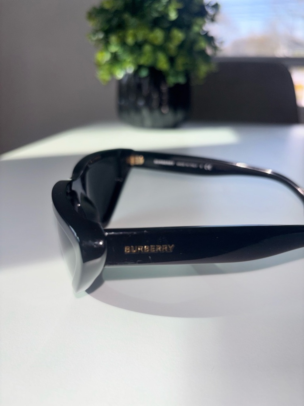 Burberry Black Cat-Eye Sunglasses with Dark Lenses - Picture 6 of 10